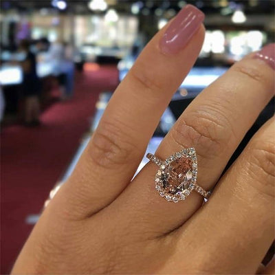 KISS WIFE Classic Engagement Ring