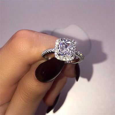 KISS WIFE Classic Engagement Ring