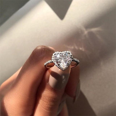 KISS WIFE Classic Engagement Ring