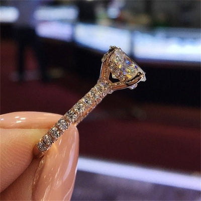 KISS WIFE Classic Engagement Ring